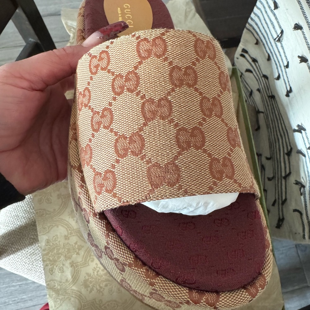 Authentic Gucci sandal beige ruggine Size 38 Brand New - Picture 8 of 8
